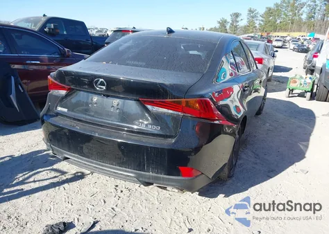 2019 Lexus Is 300 z USA, uszkodzony, nr VIN JTHBA1D23K5092975